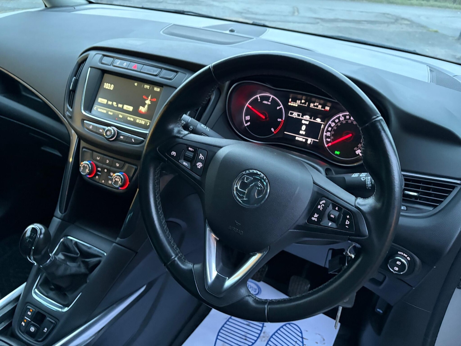 Used Vauxhall Zafira 2017 for sale - 76912704: Photo 28