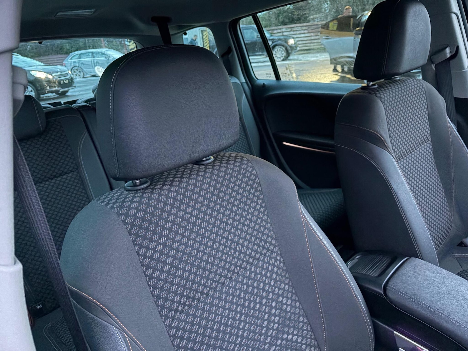 Used Vauxhall Zafira 2017 for sale - 76912704: Photo 32