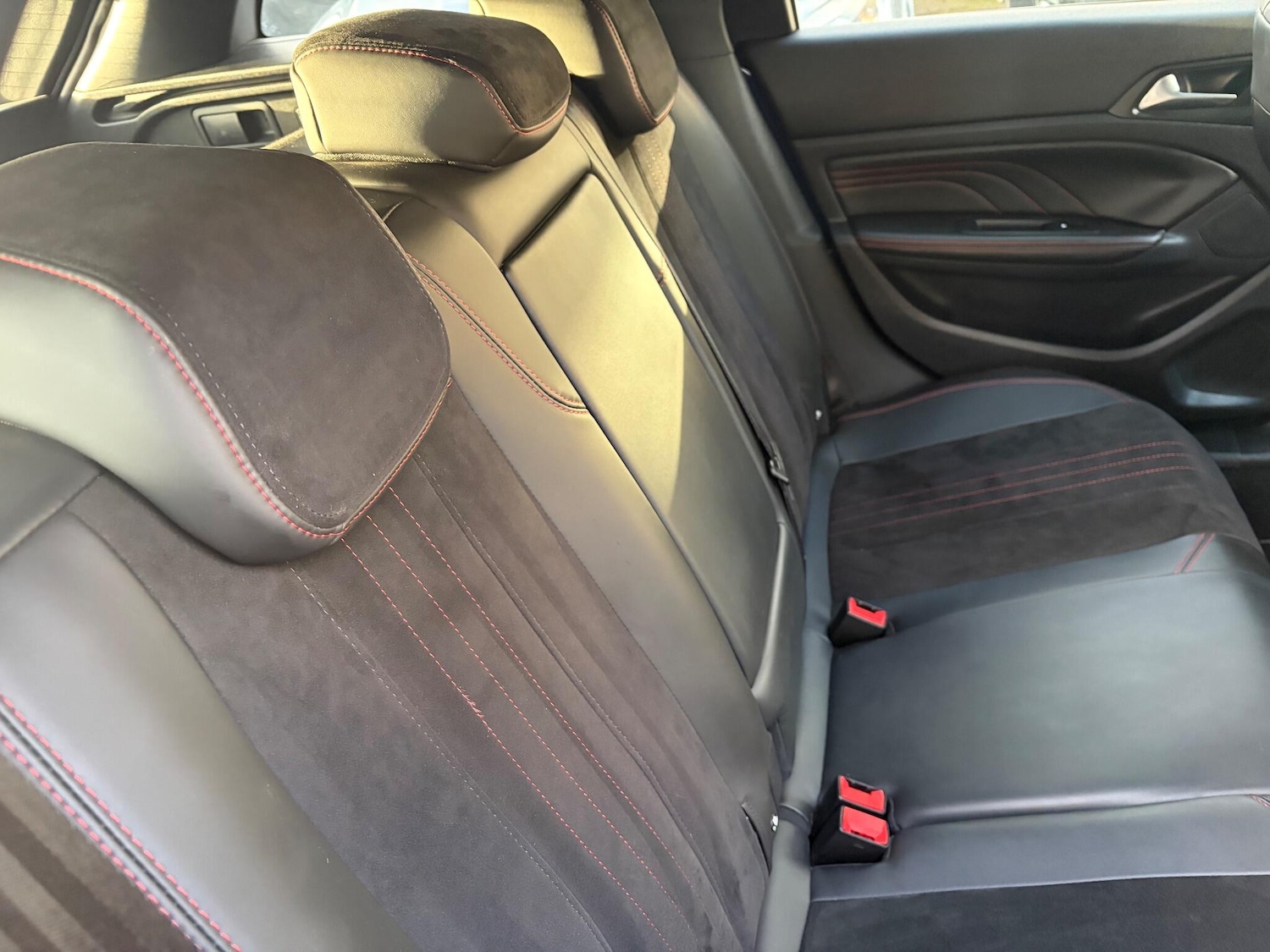 Used Peugeot 308 2016 for sale - 76702493: Photo 13