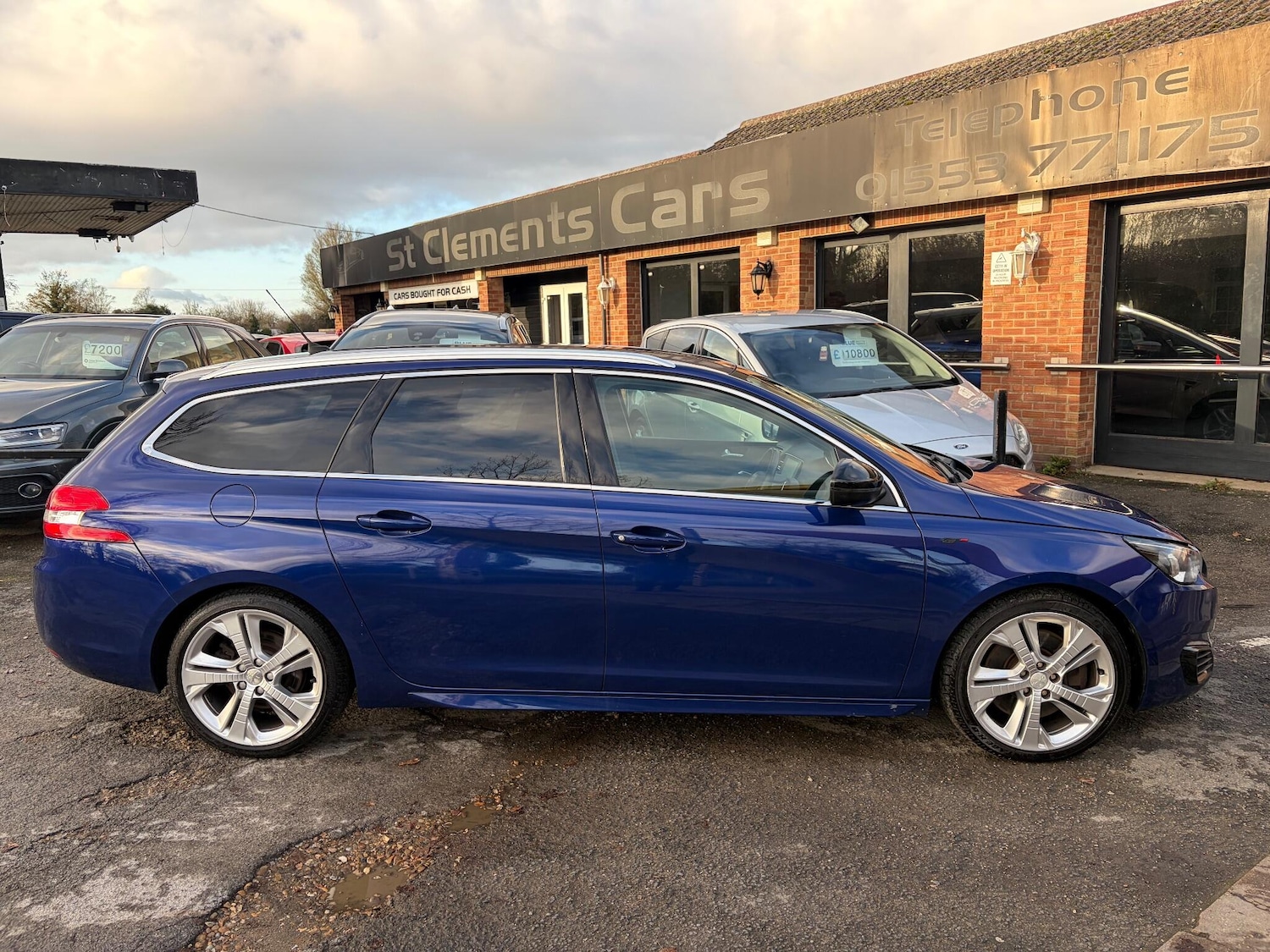 Used Peugeot 308 2016 for sale - 76702493: Photo 8