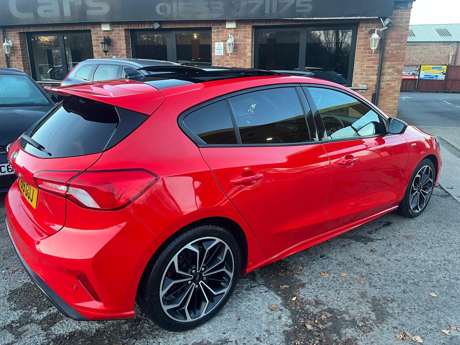 Used Ford Focus 2019 for sale - 76573397: Photo 3