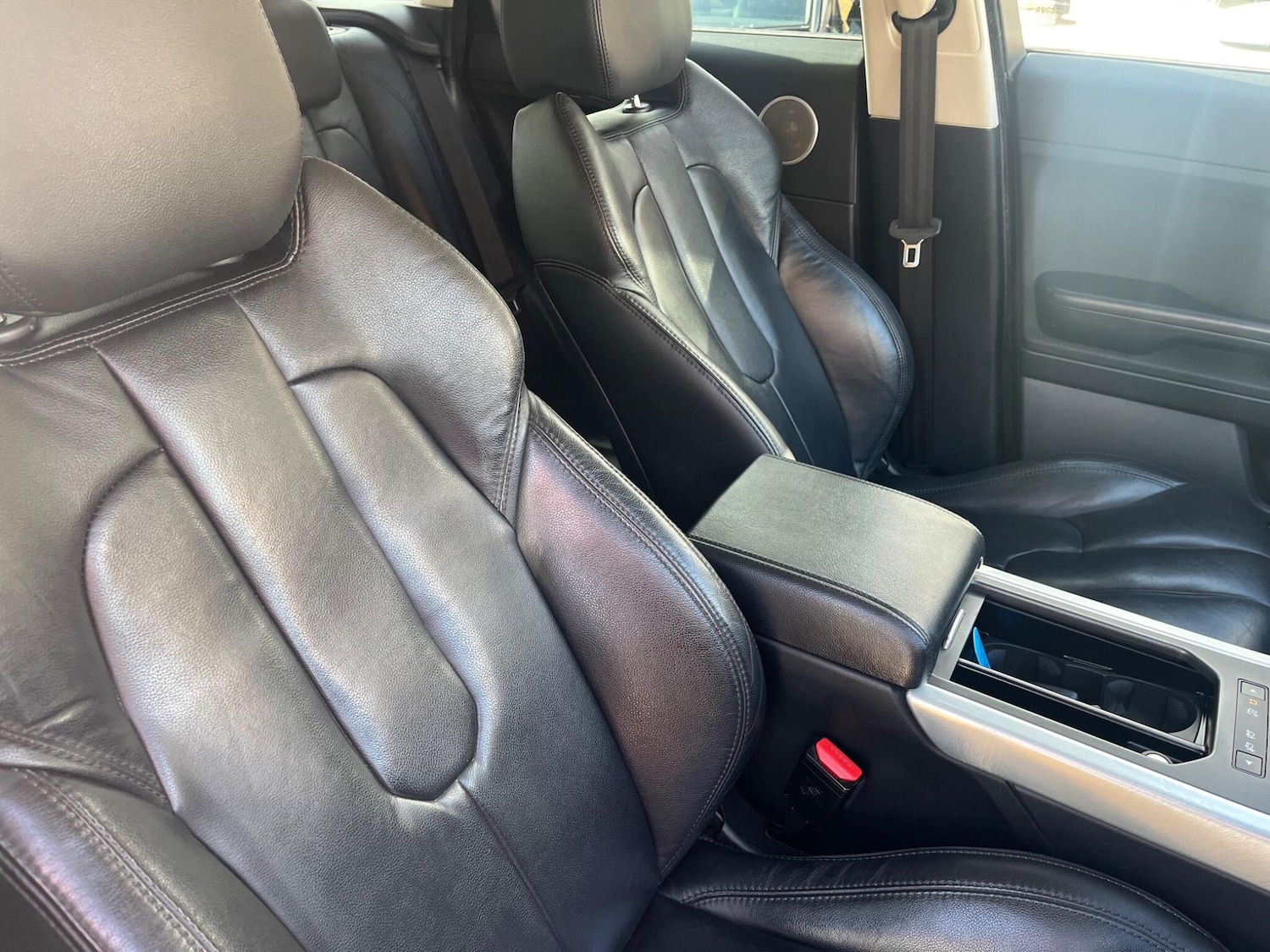 Used Land Rover Range Rover Evoque 2014 for sale - 75928531: Photo 13