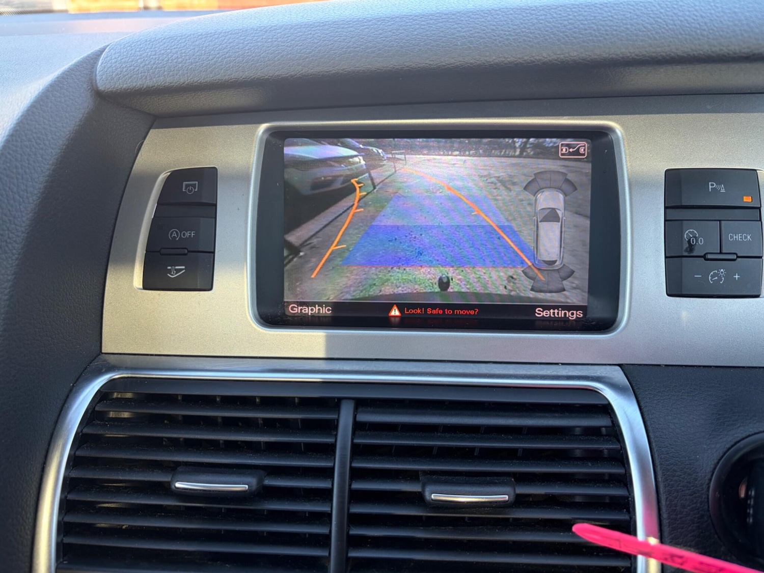 Used Audi Q7 2014 for sale - 77940288: Photo 23