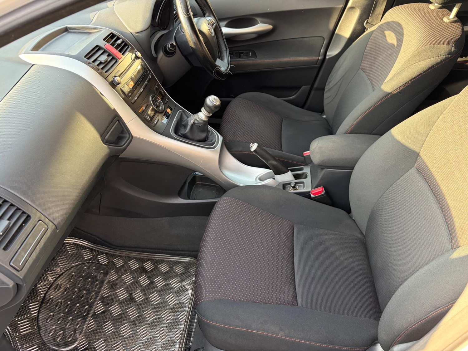 Used Toyota Auris 2012 for sale - 77359279: Photo 23