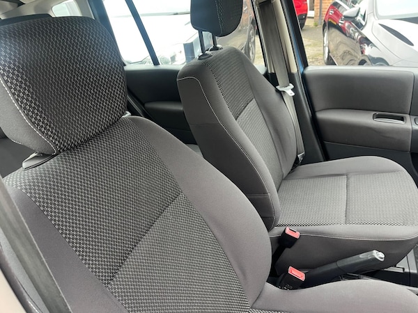 Used Renault Grand Modus 2010 for sale - 76307349: Photo 10