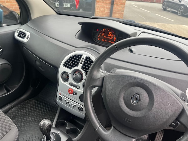 Used Renault Grand Modus 2010 for sale - 76307349: Photo 8
