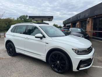 (19) - 2.0 TSI R-Line Tech DSG 4Motion Euro 6 (s/s) 5dr