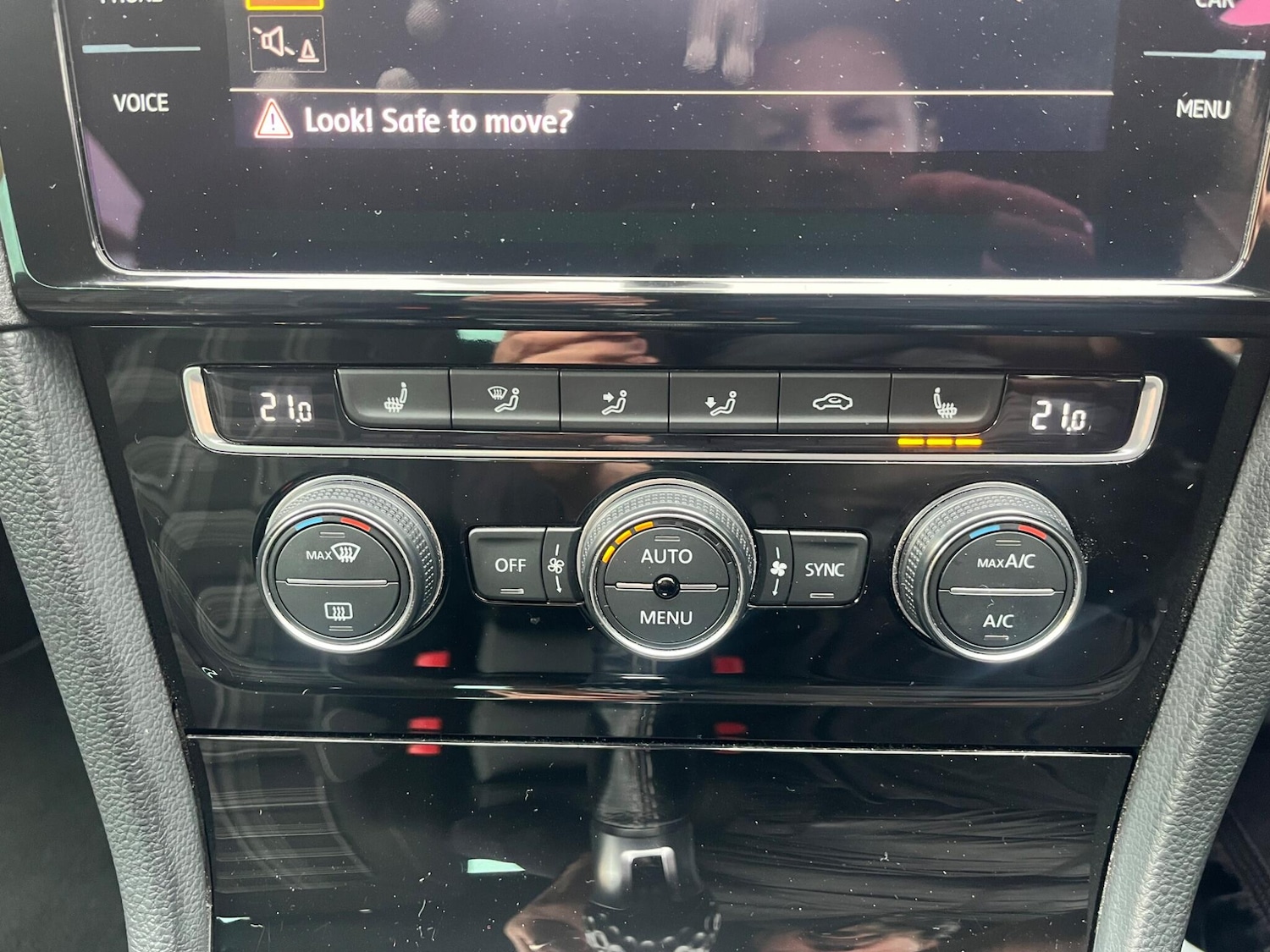 Used Volkswagen Golf 2017 for sale - 76336973: Photo 24