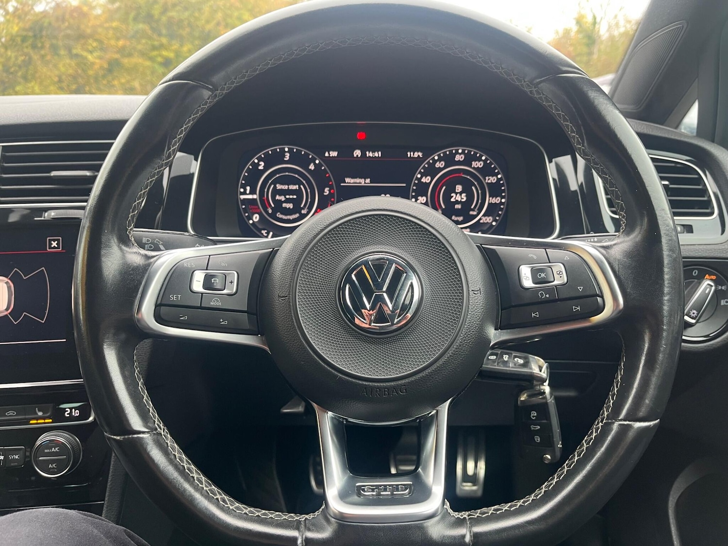 Used Volkswagen Golf 2017 for sale - 76336973: Photo 25