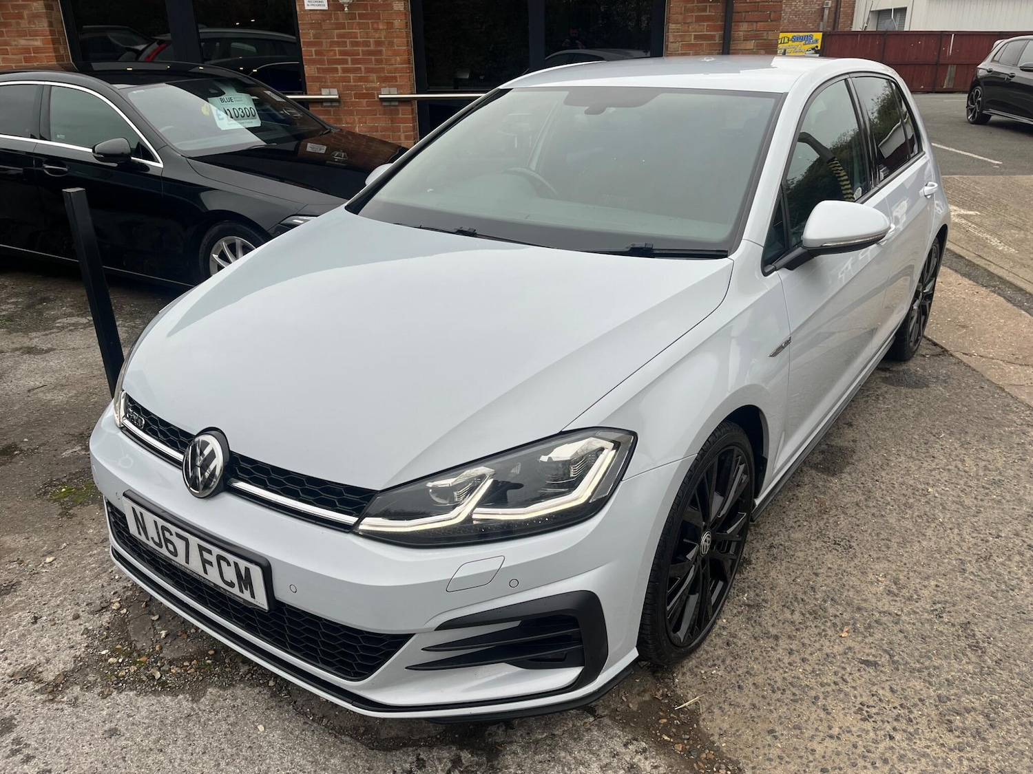 Used Volkswagen Golf 2017 for sale - 76336973: Photo 29