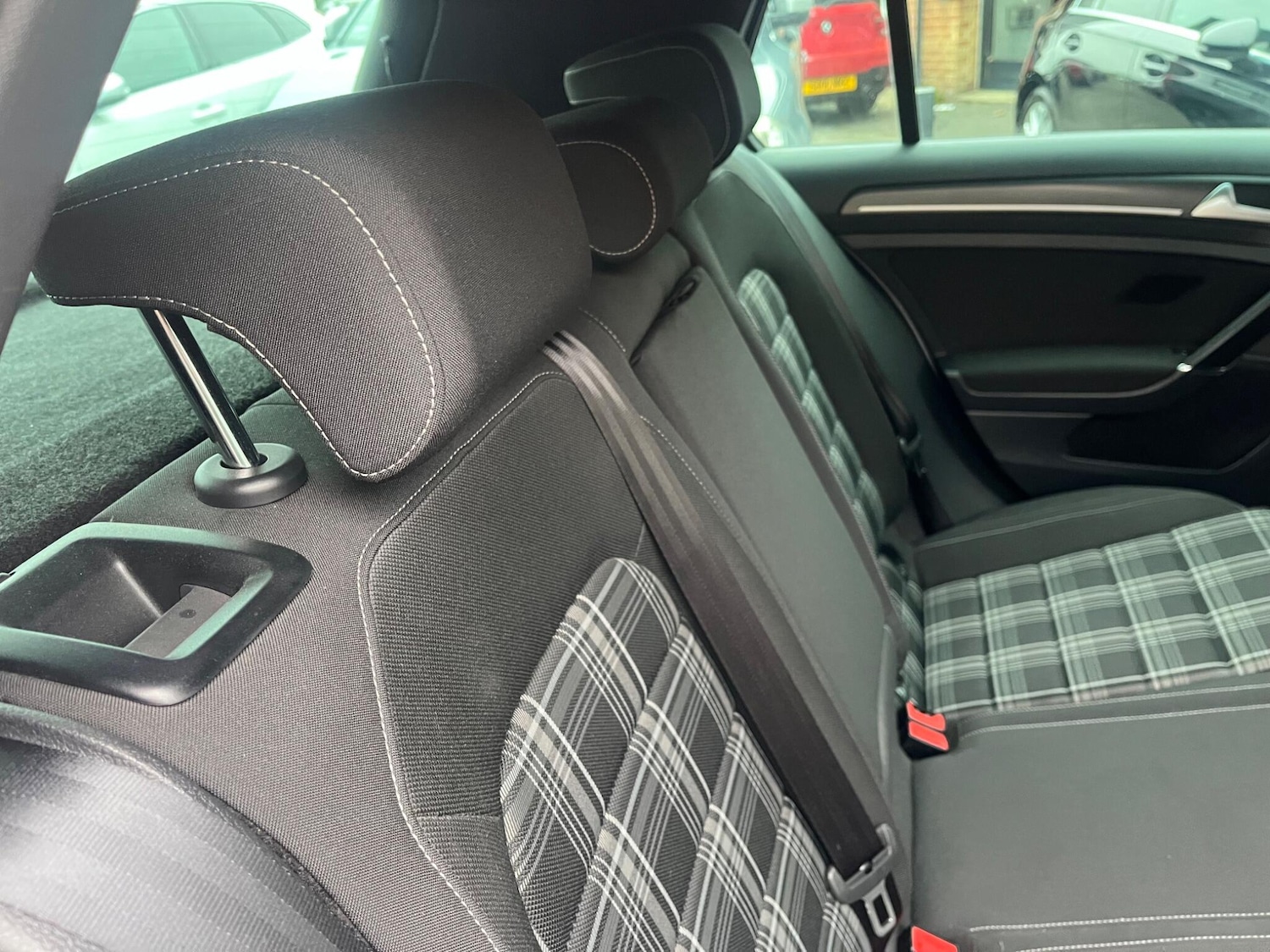 Used Volkswagen Golf 2017 for sale - 76336973: Photo 9