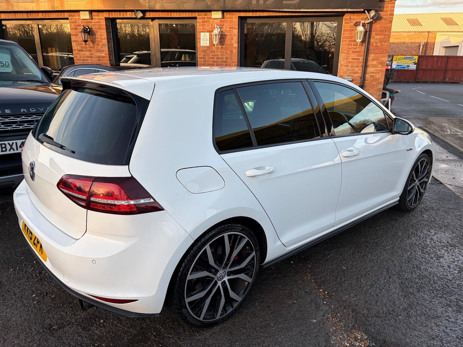 Used Volkswagen Golf 2015 for sale - 77119755: Photo 11