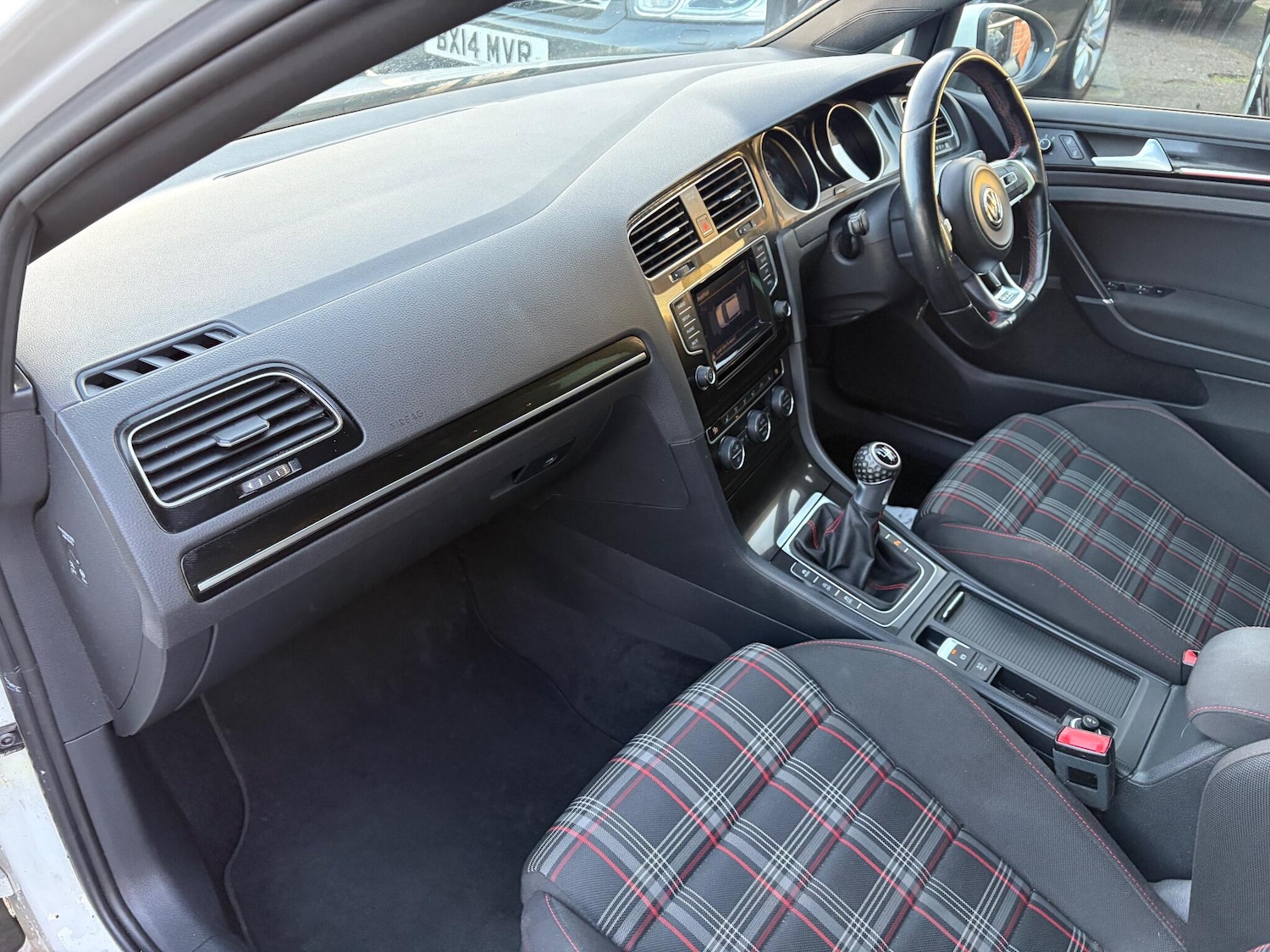 Used Volkswagen Golf 2015 for sale - 77119755: Photo 15