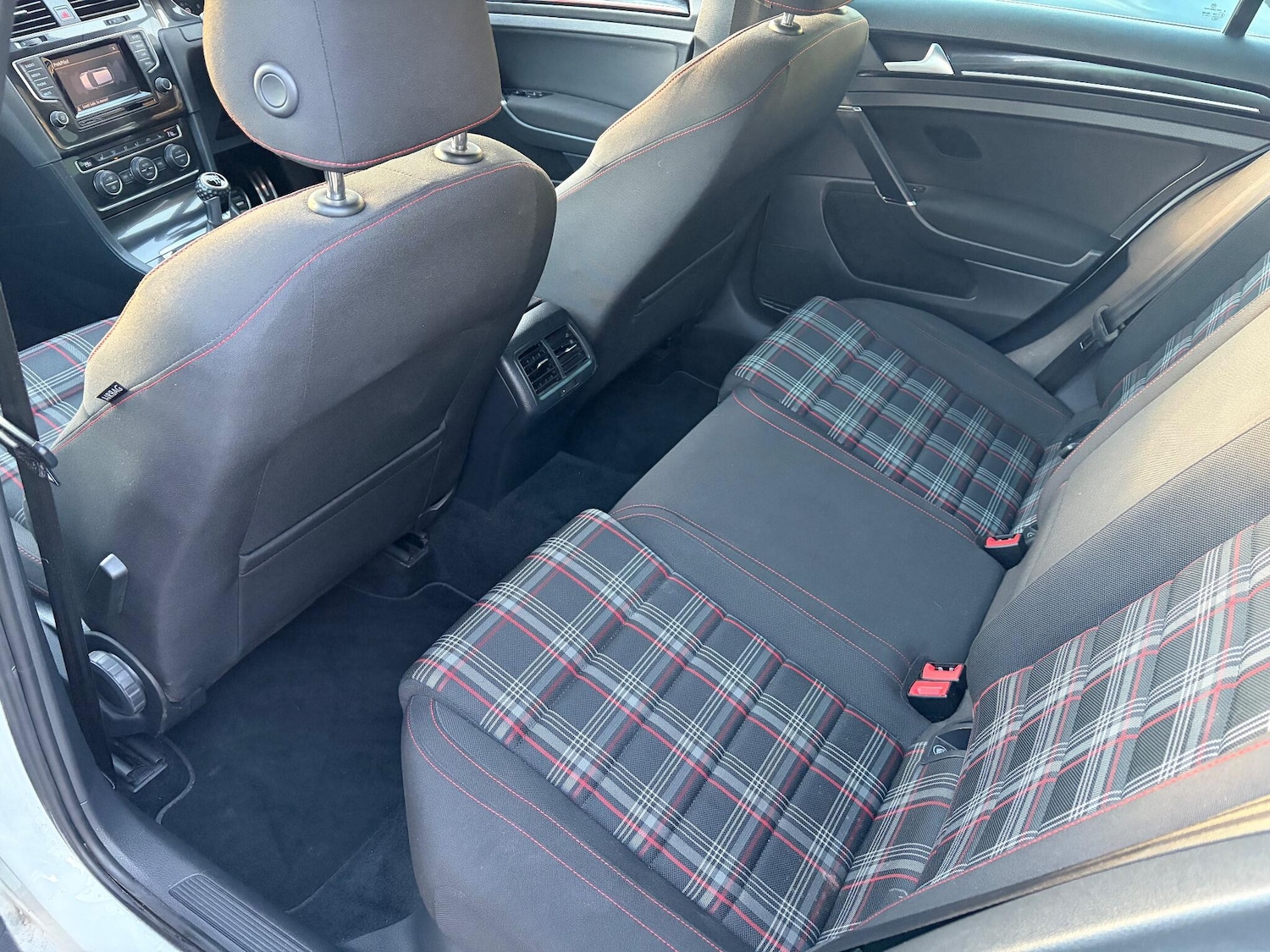 Used Volkswagen Golf 2015 for sale - 77119755: Photo 21