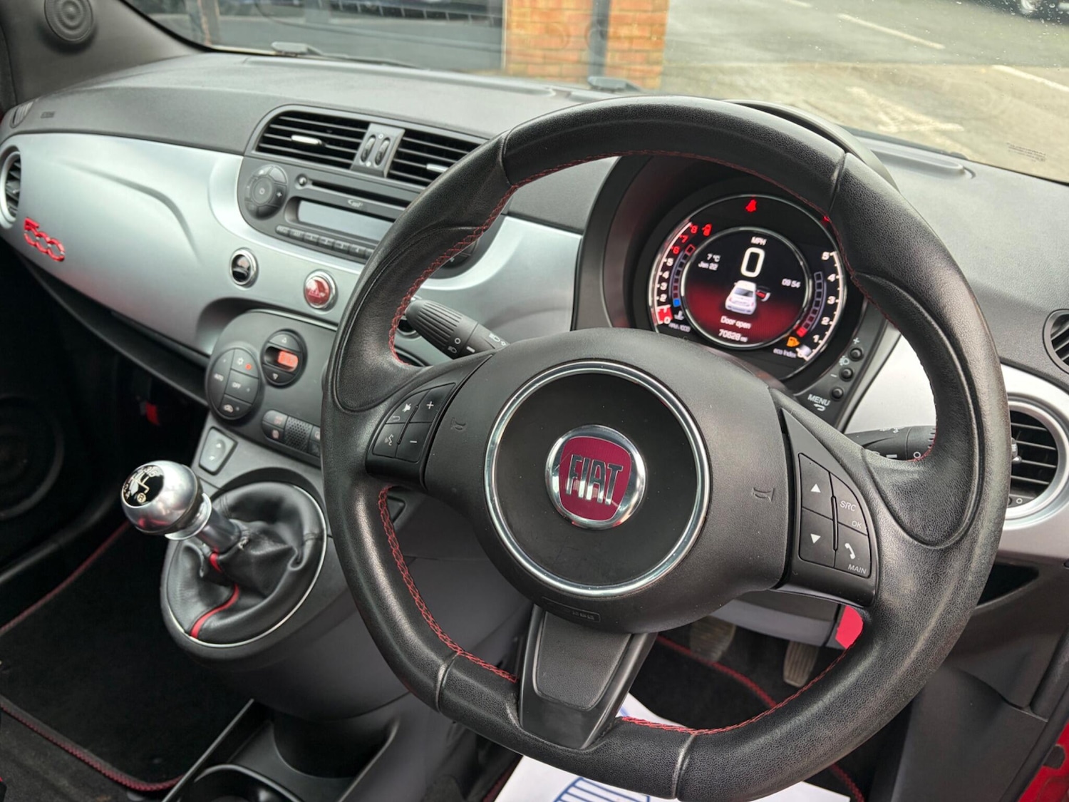 Used Fiat 500 2015 for sale - 77290688: Photo 4