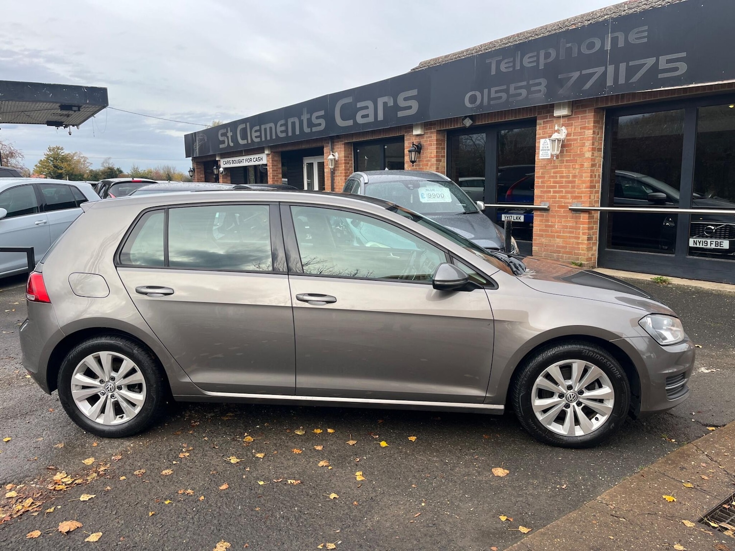 Used Volkswagen Golf 2013 for sale - 76538873: Photo 2