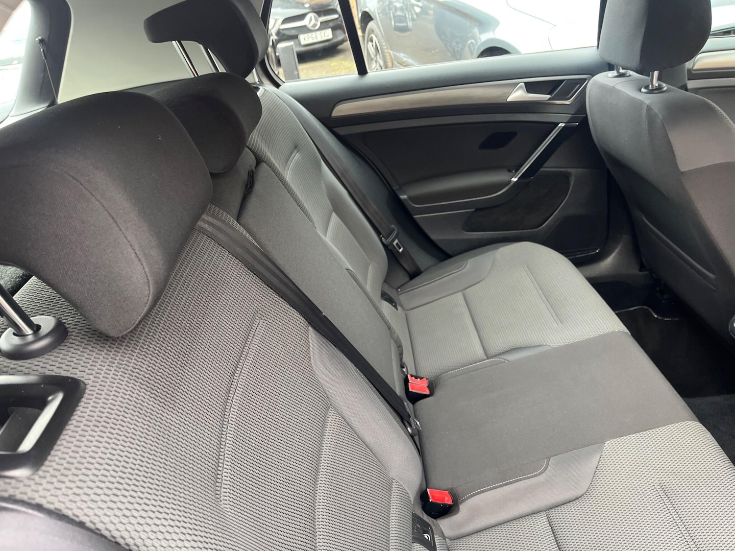 Used Volkswagen Golf 2013 for sale - 76538873: Photo 8