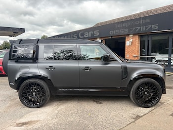 Used Land Rover Defender 110 2022 for sale - 79576354: Photo
