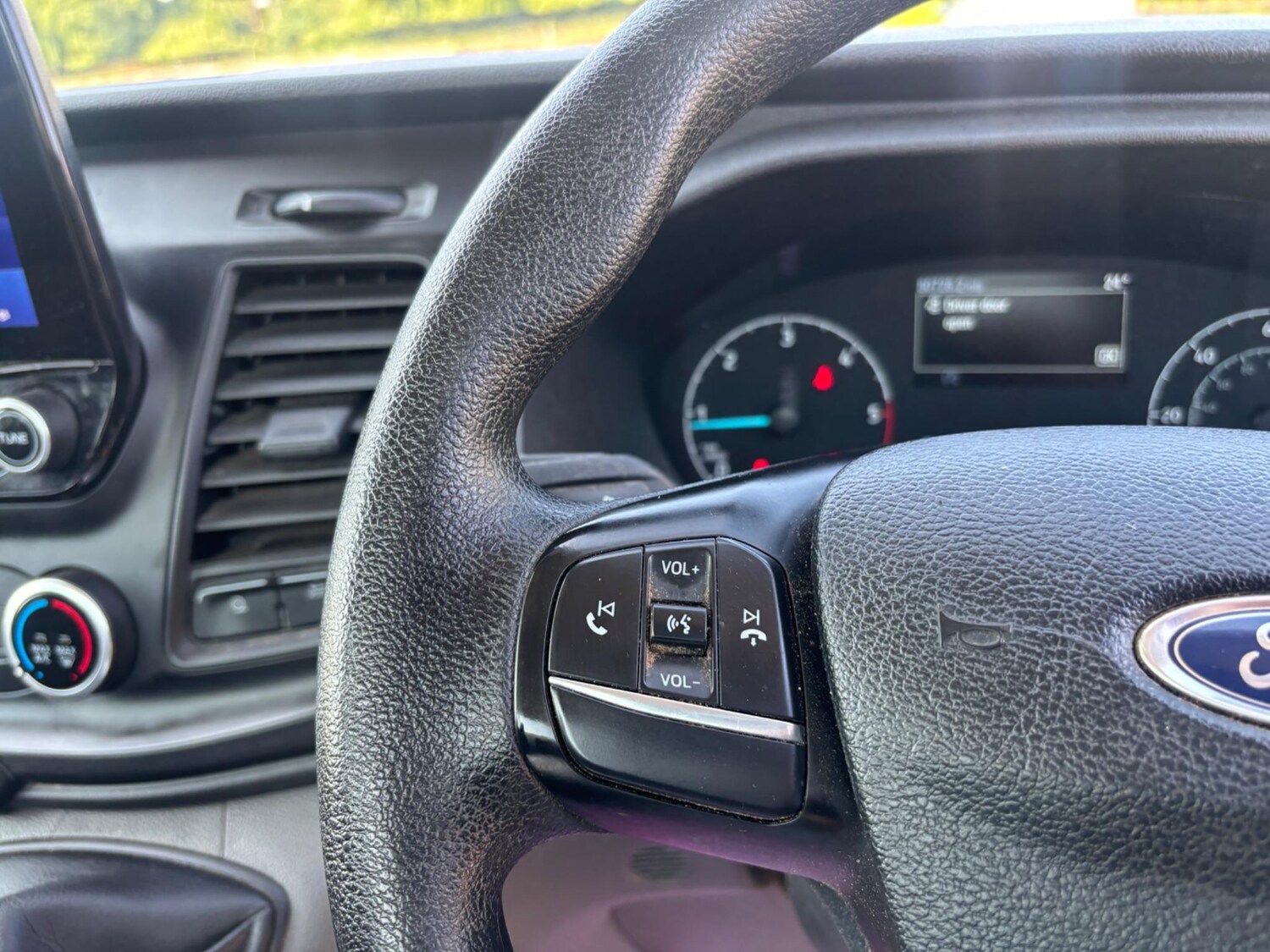 Used Ford Transit 2022 for sale - 75950035: Photo 7