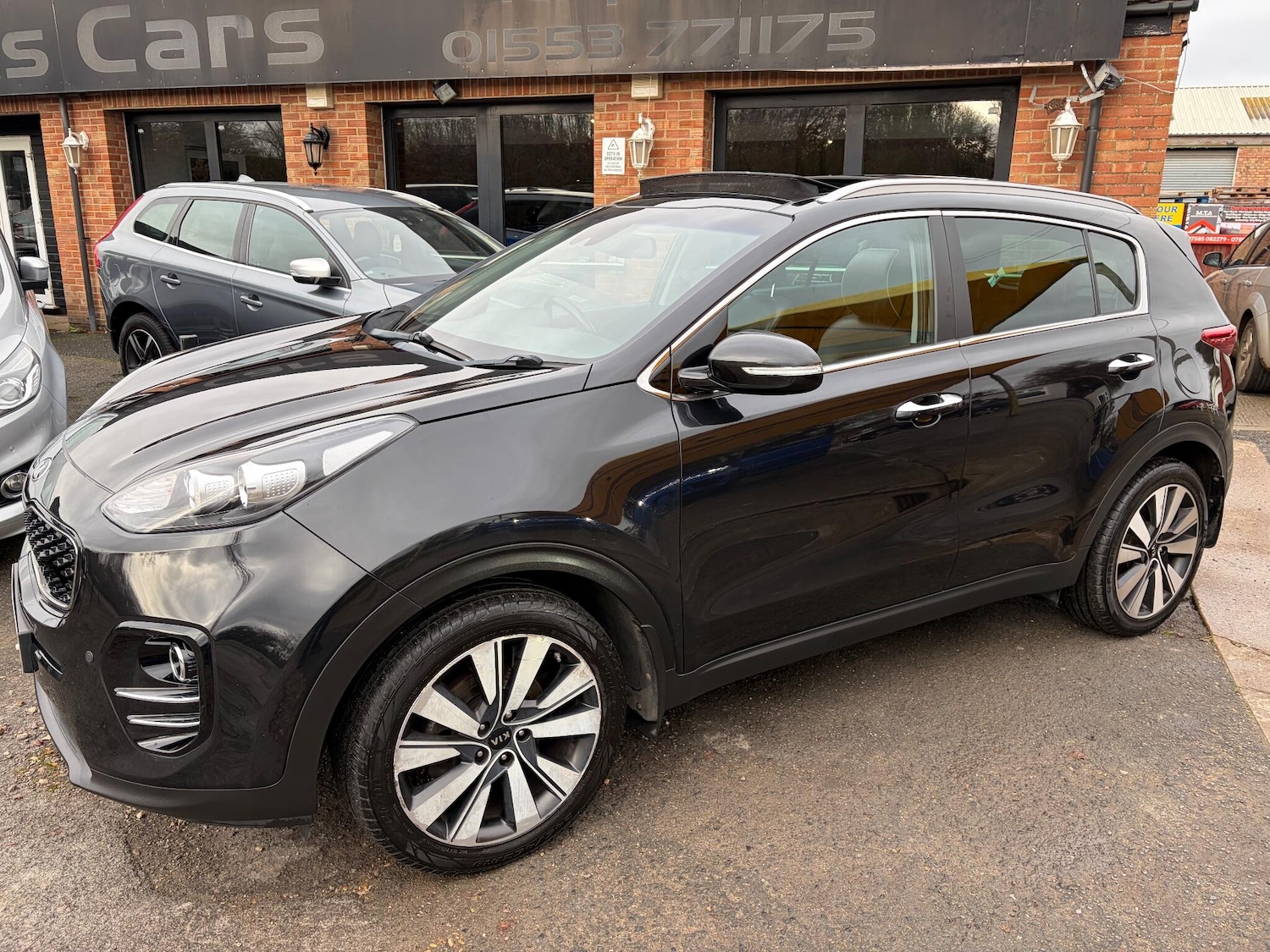 Used Kia Sportage 2017 for sale - 76727454: Photo 2