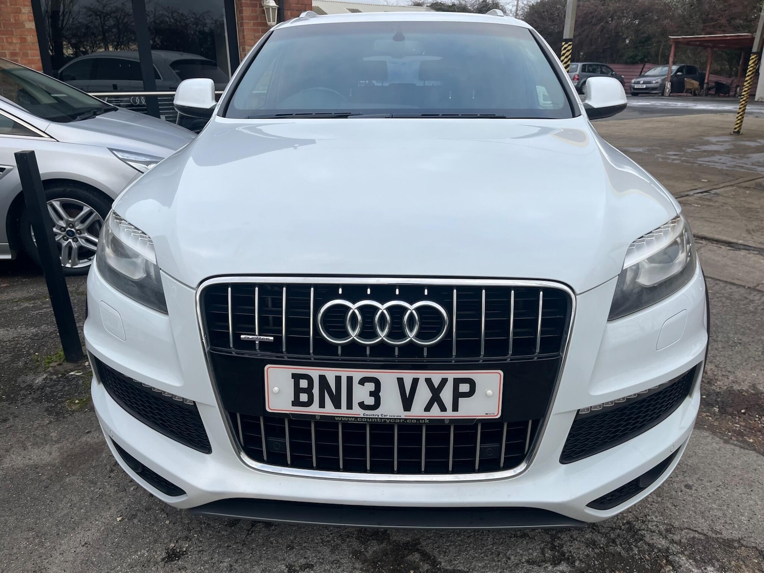 Used Audi Q7 2013 for sale - 76645427: Photo 2