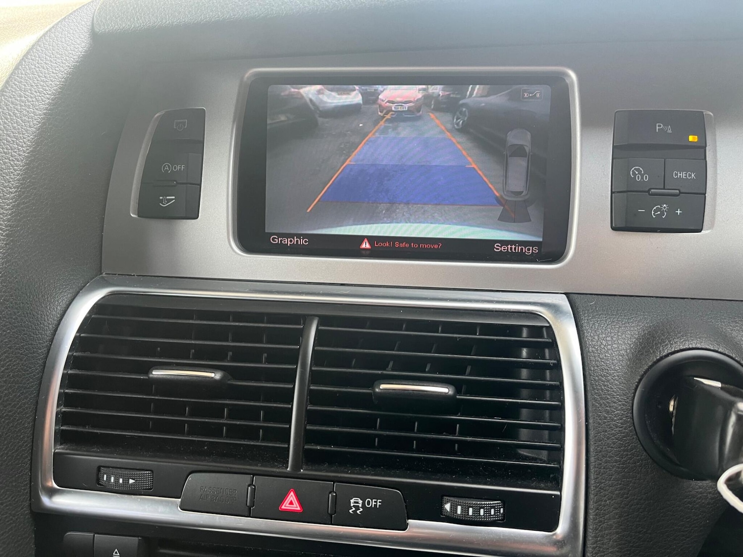 Used Audi Q7 2013 for sale - 76645427: Photo 23