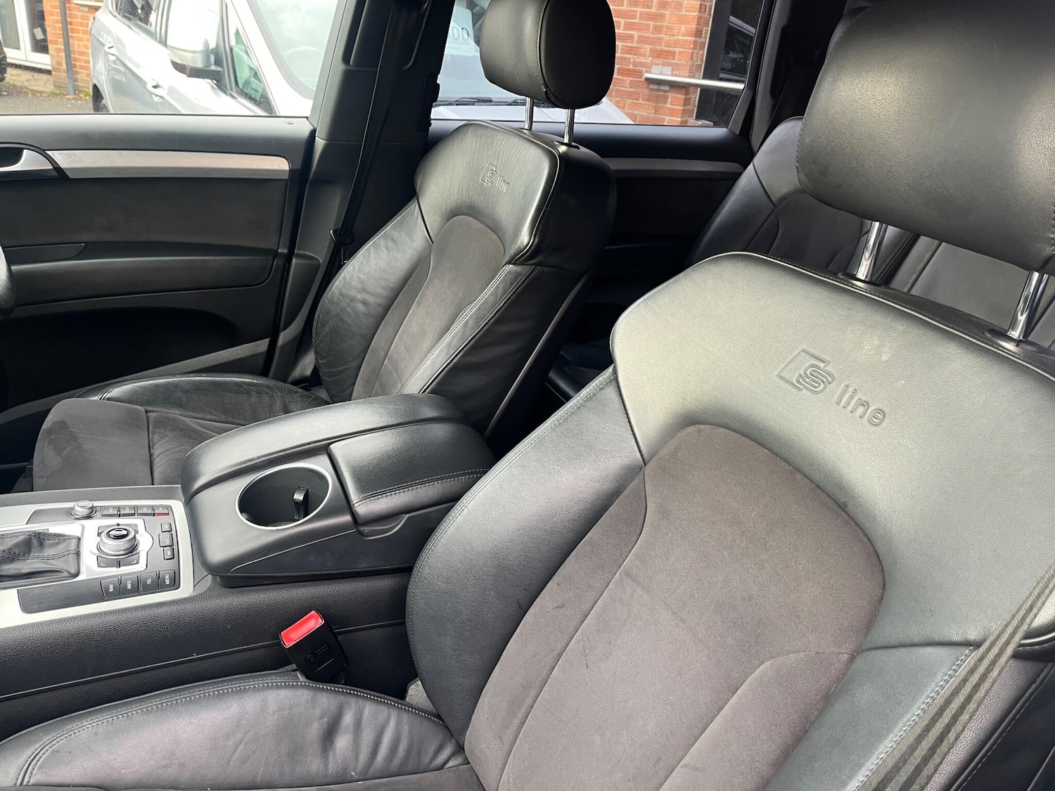 Used Audi Q7 2013 for sale - 76645427: Photo 30