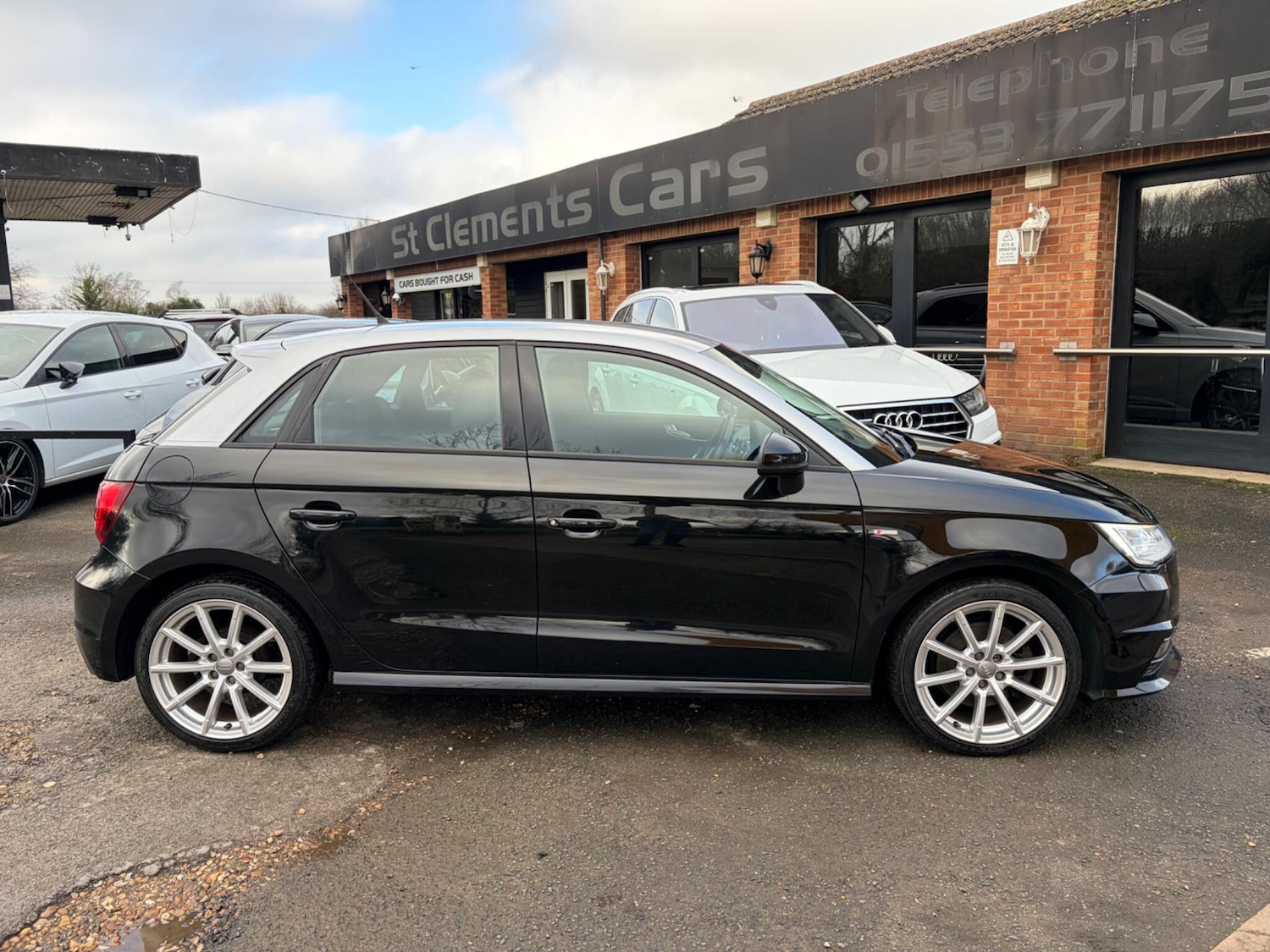 Used Audi A1 2016 for sale - 77439841: Photo 2