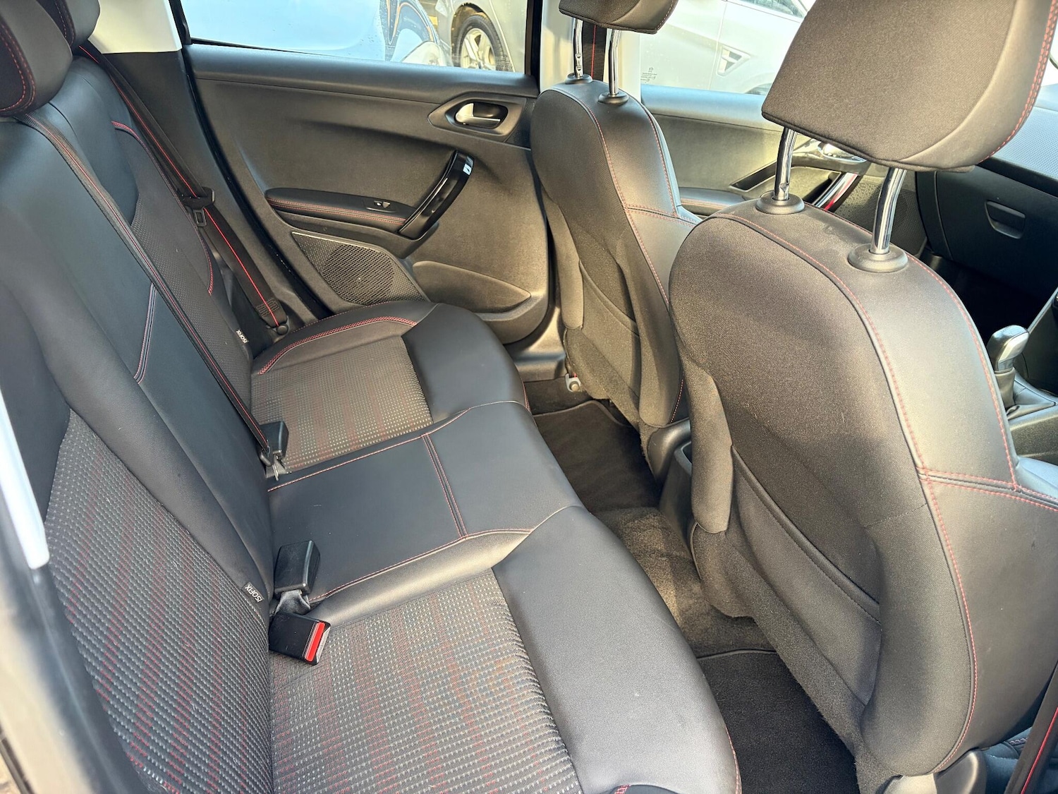 Used Peugeot 208 for sale - 76997312: Photo 10