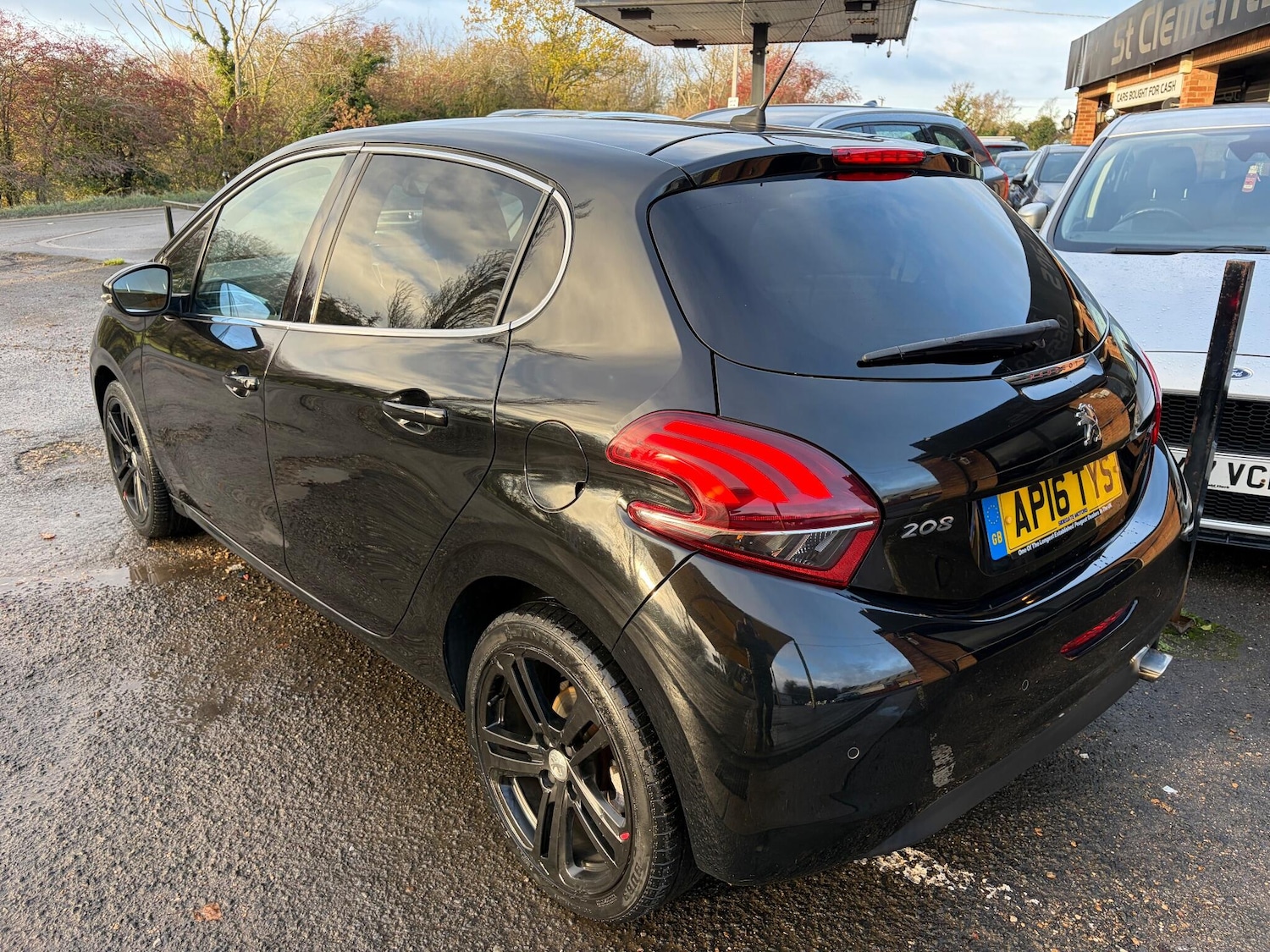 Used Peugeot 208 for sale - 76997312: Photo 22