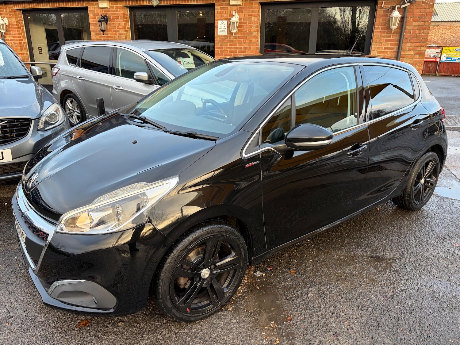 Used Peugeot 208 for sale - 76997312: Photo 23