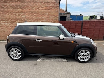 Used MINI Hatch 2011 for sale - 75809038: Photo