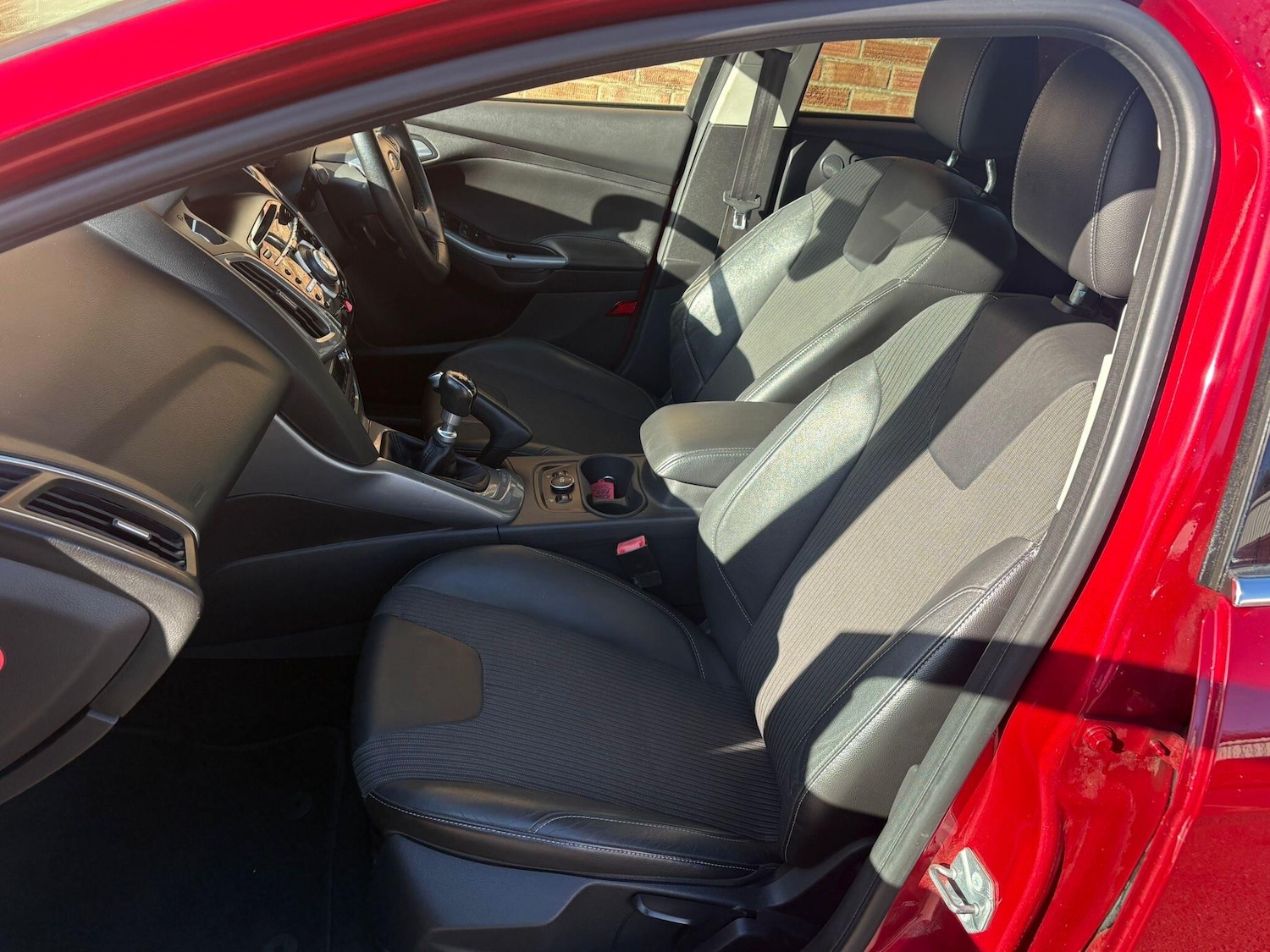 Used Ford Focus 2012 for sale - 76371175: Photo 10