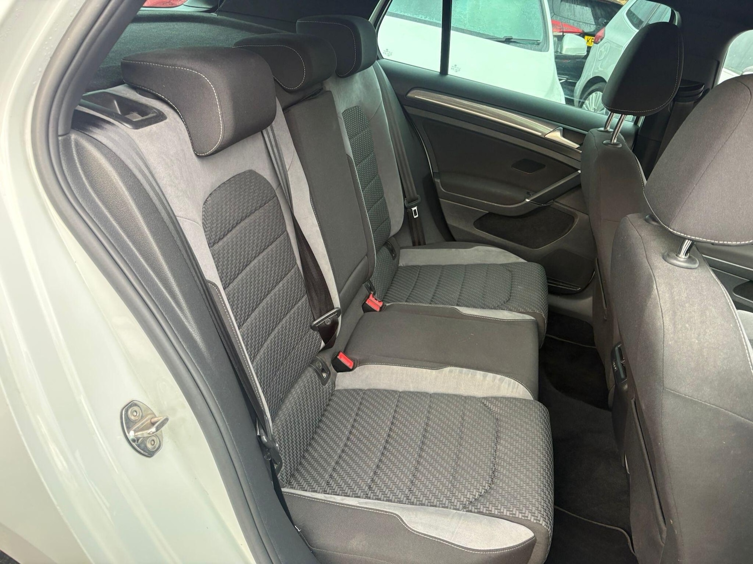 Used Volkswagen Golf 2018 for sale - 77029205: Photo 10