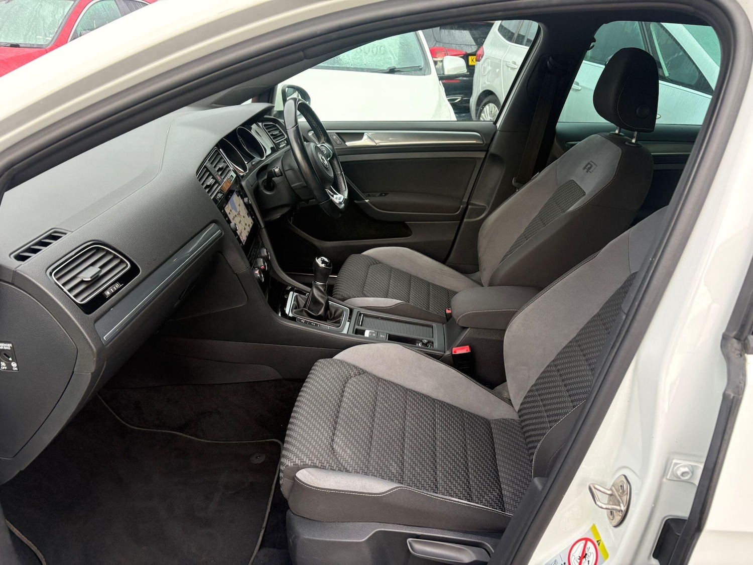 Used Volkswagen Golf 2018 for sale - 77029205: Photo 15