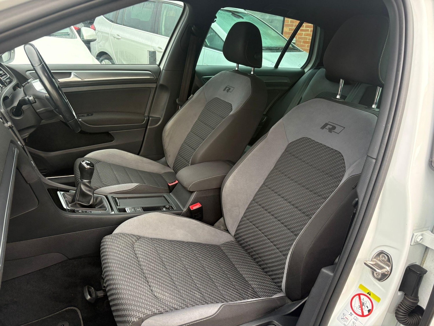 Used Volkswagen Golf 2018 for sale - 77029205: Photo 17