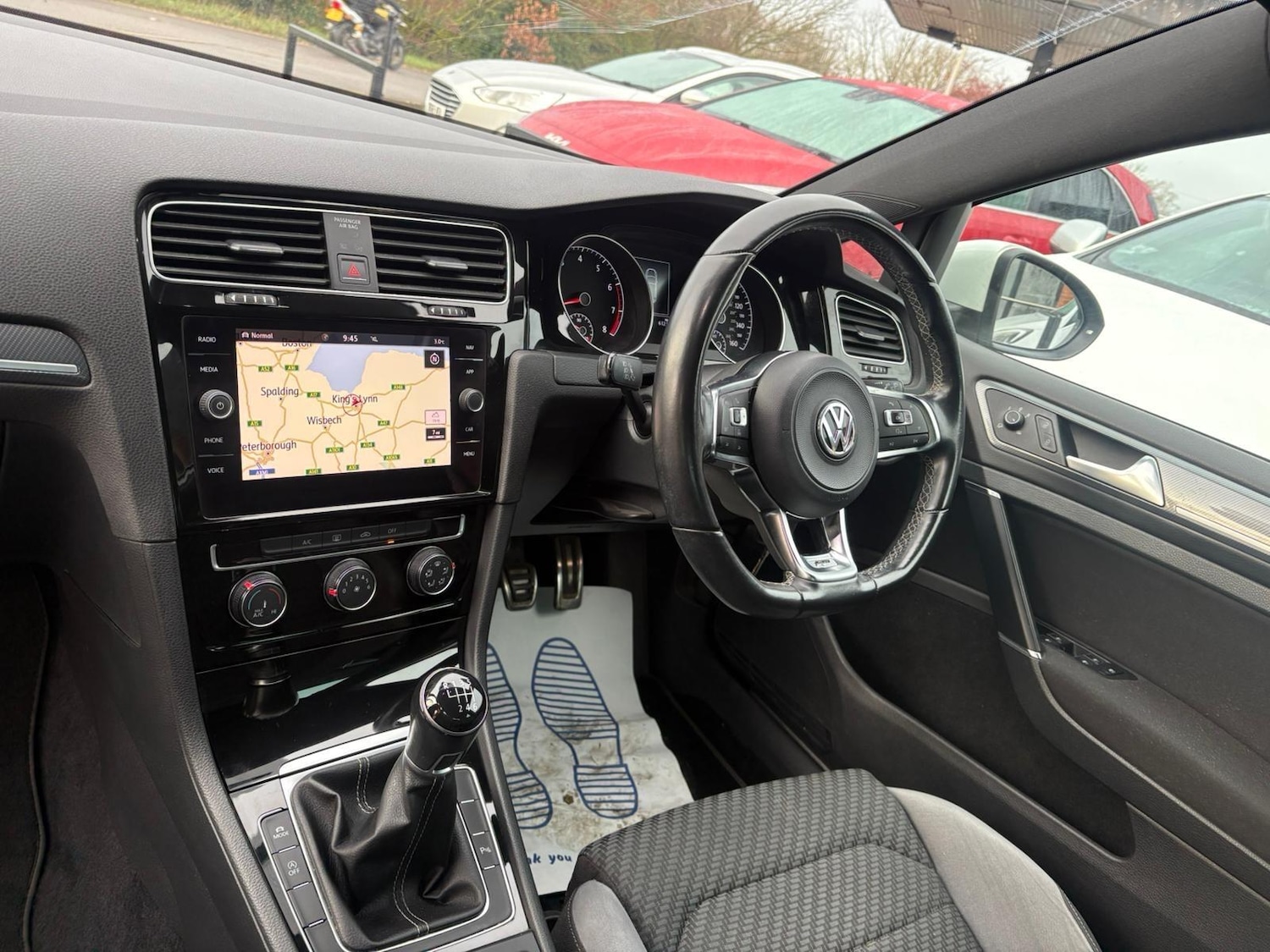 Used Volkswagen Golf 2018 for sale - 77029205: Photo 21