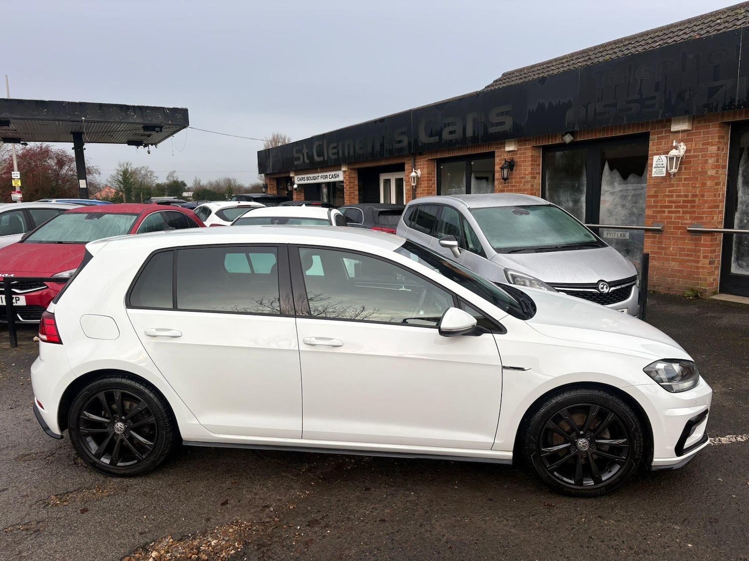 Used Volkswagen Golf 2018 for sale - 77029205: Photo 3