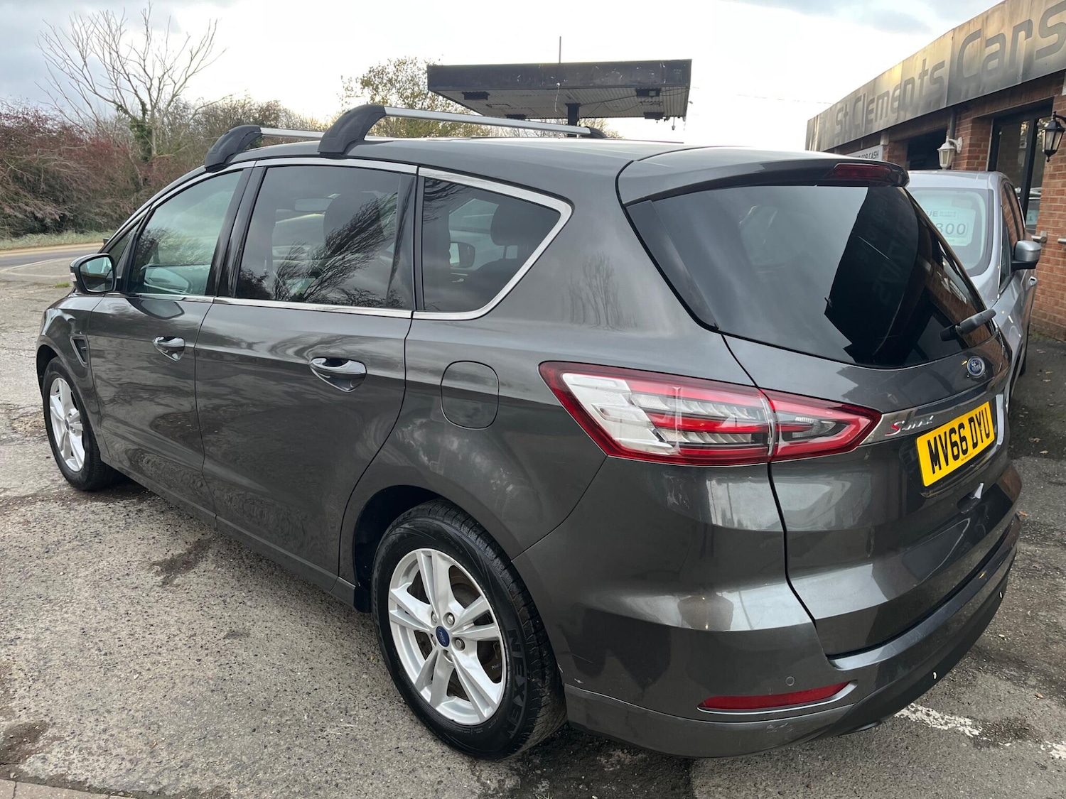 Used Ford S-Max 2016 for sale - 76645575: Photo 15