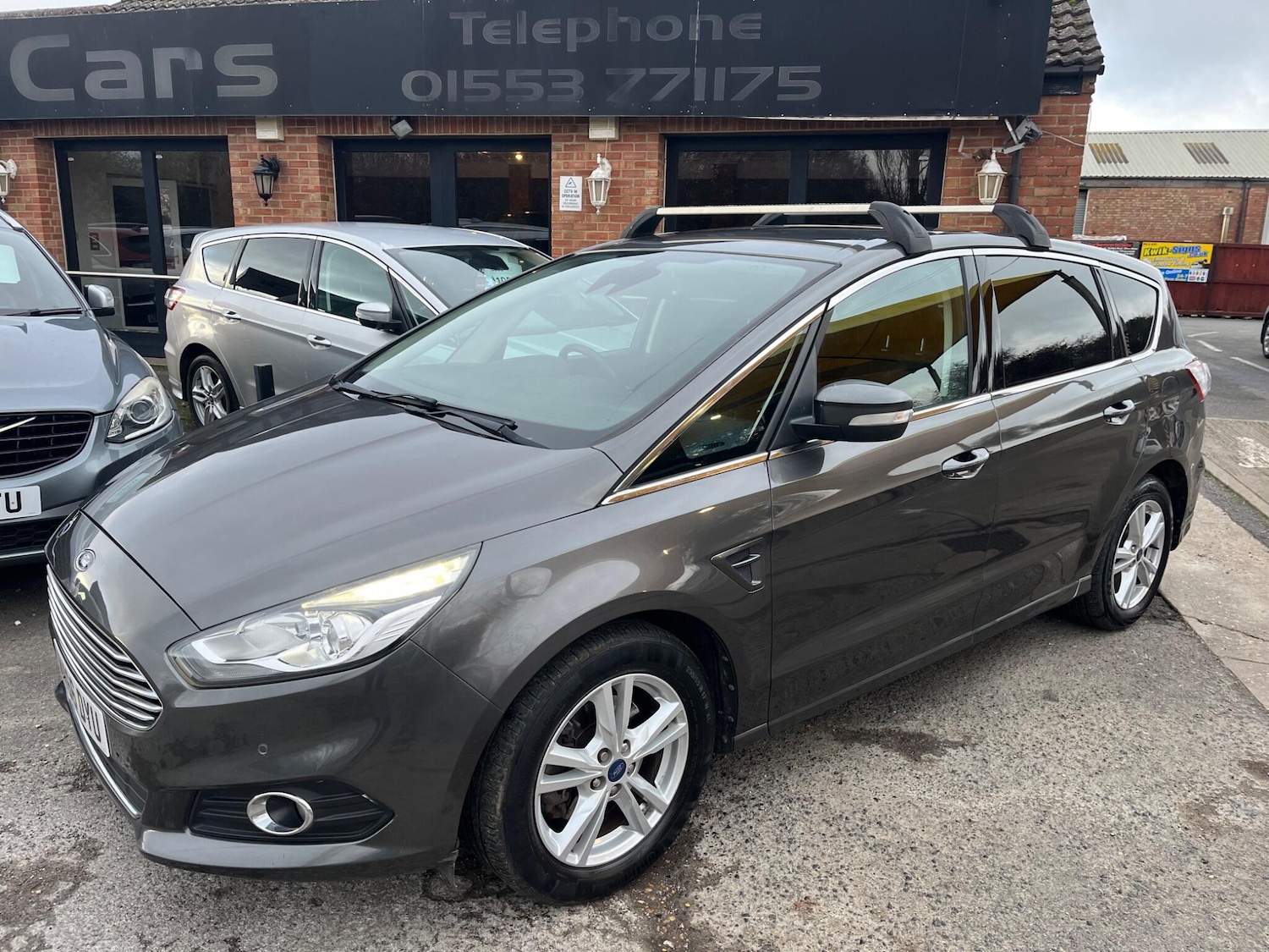 Used Ford S-Max 2016 for sale - 76645575: Photo 17