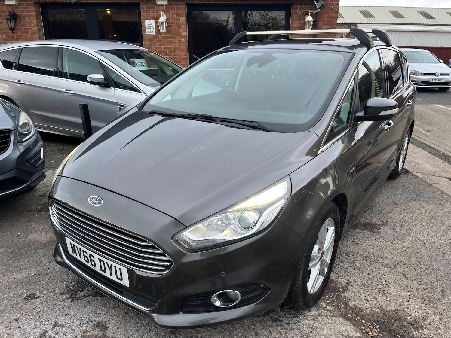Used Ford S-Max 2016 for sale - 76645575: Photo 18