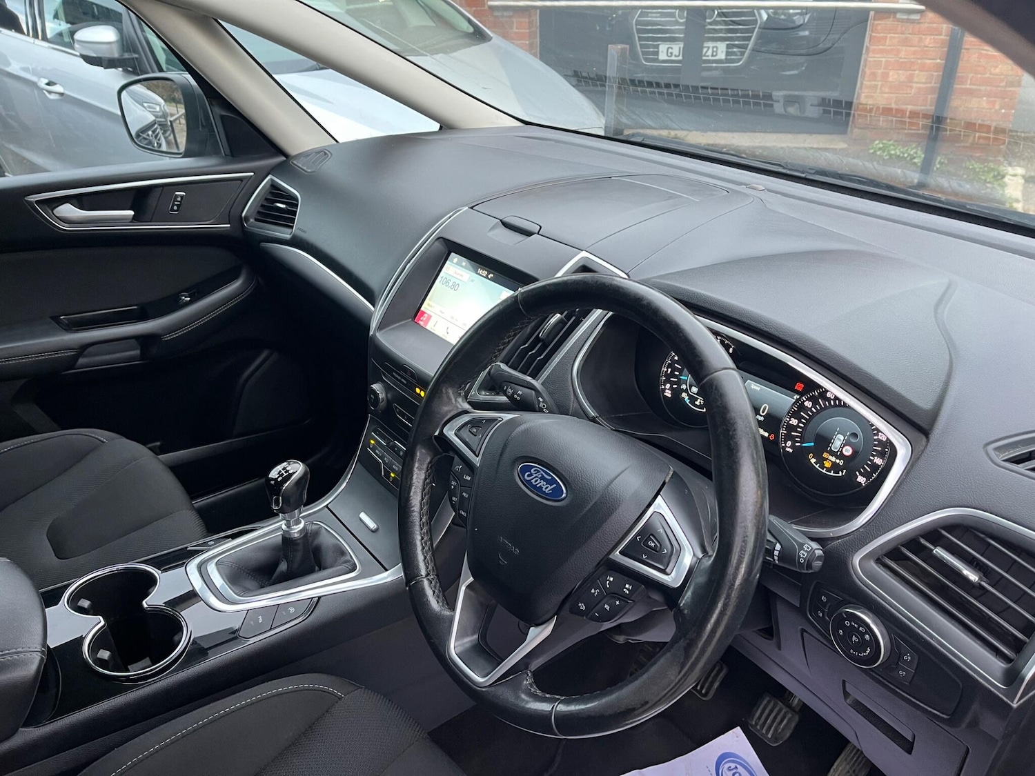 Used Ford S-Max 2016 for sale - 76645575: Photo 3