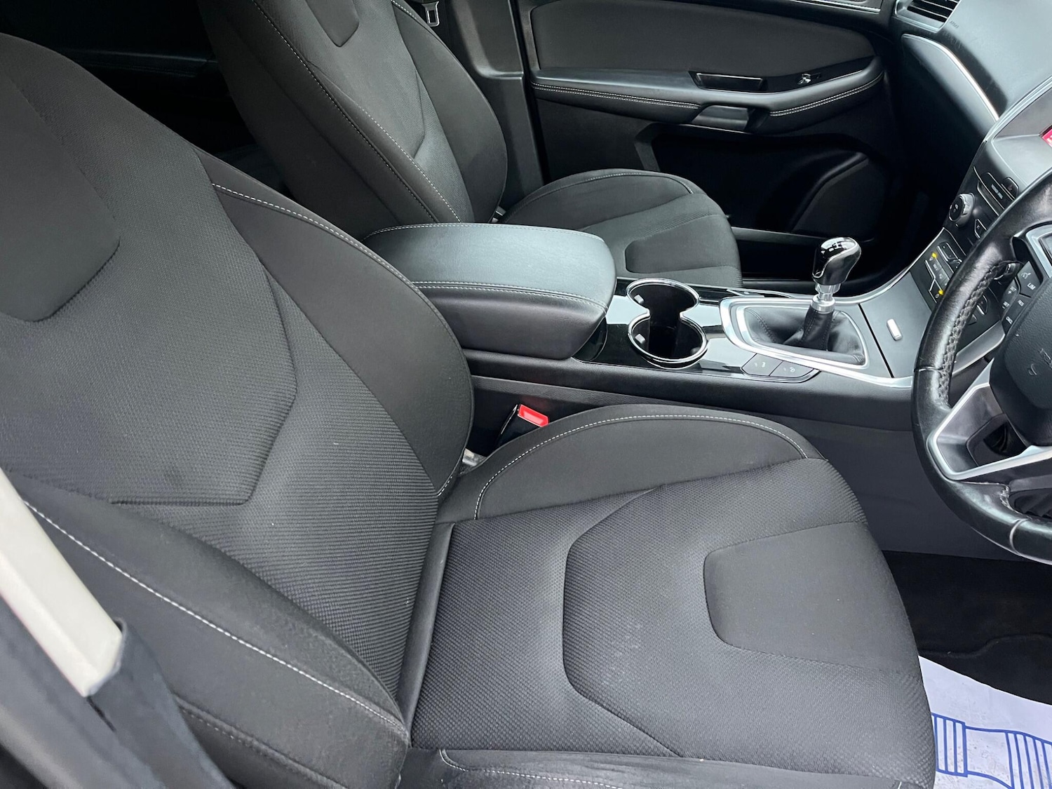 Used Ford S-Max 2016 for sale - 76645575: Photo 4