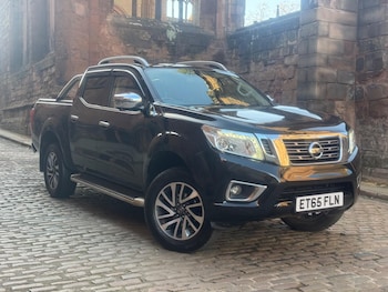 Used Nissan Navara 2016 for sale - 79401481: Photo