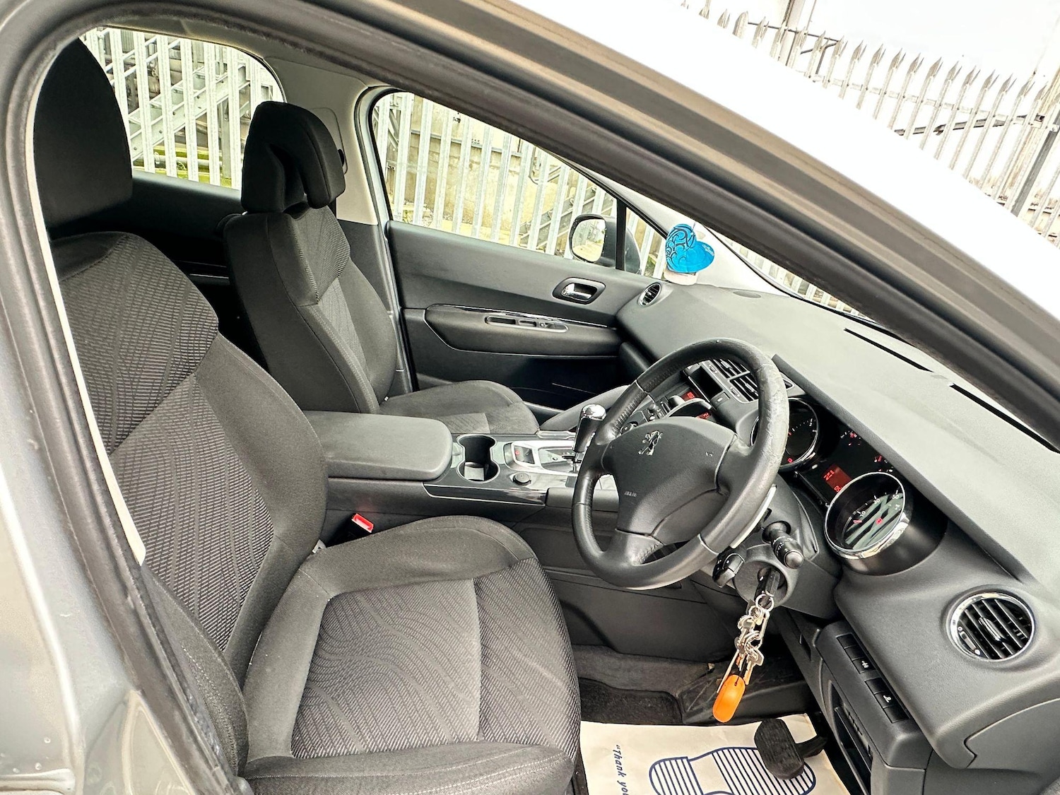 Used Peugeot 3008 2010 for sale - 77015538: Photo 18