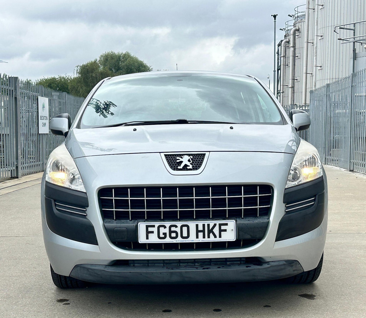 Used Peugeot 3008 2010 for sale - 77015538: Photo 2