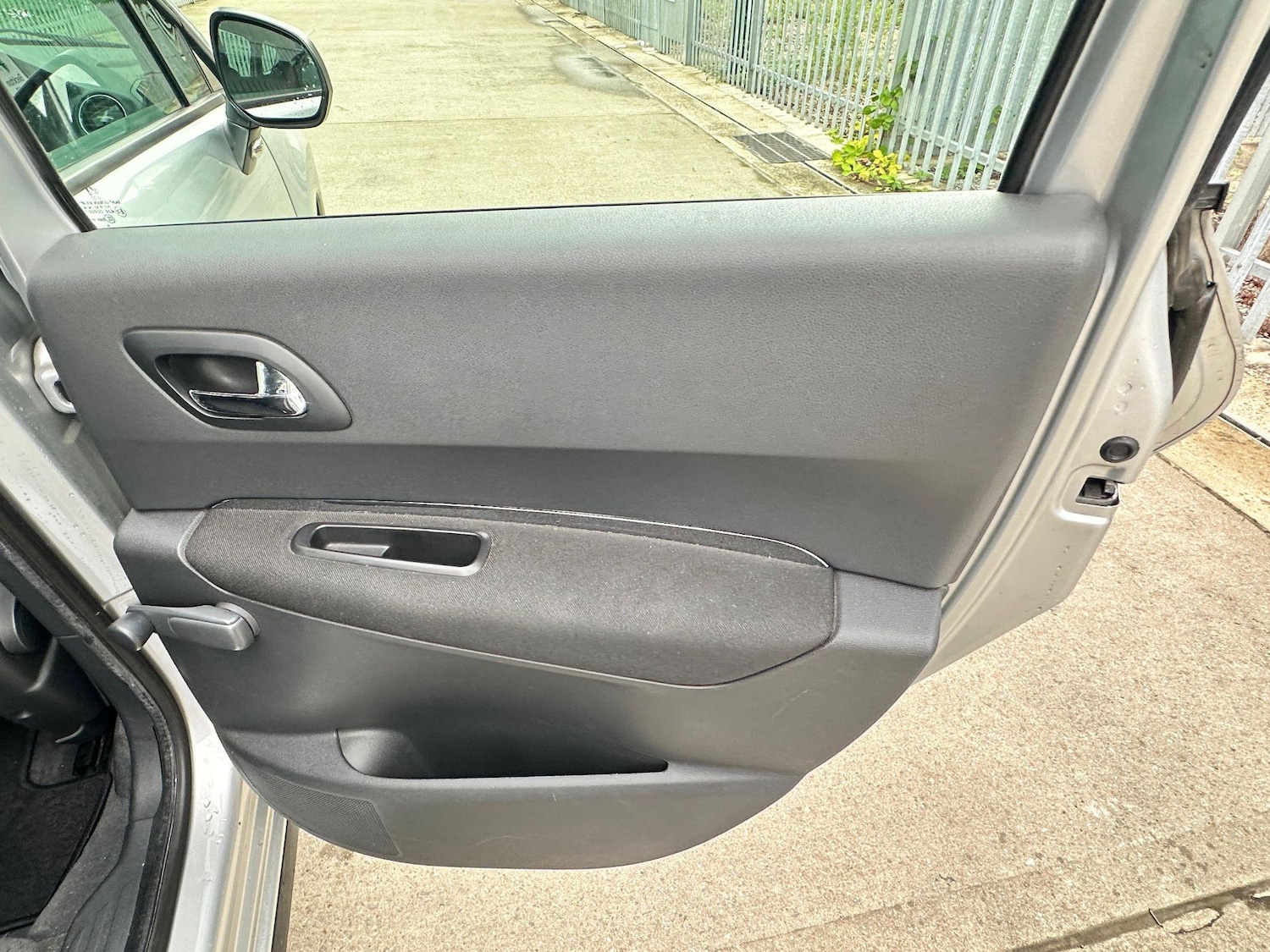 Used Peugeot 3008 2010 for sale - 77015538: Photo 23