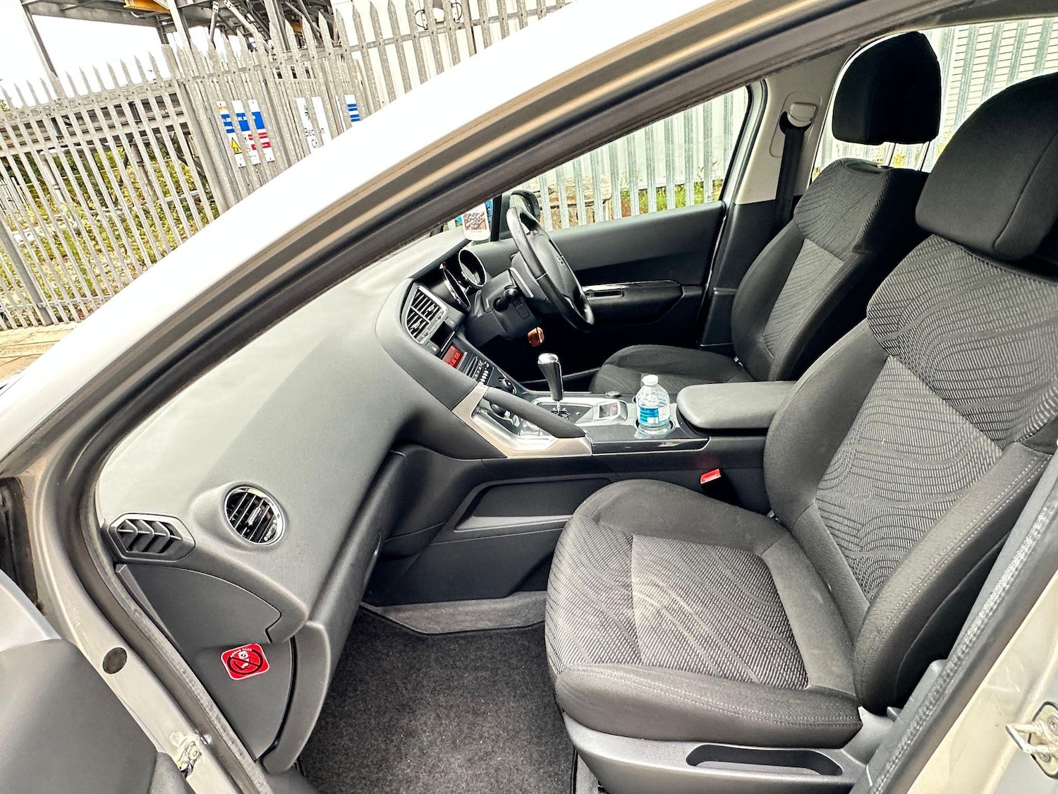 Used Peugeot 3008 2010 for sale - 77015538: Photo 29