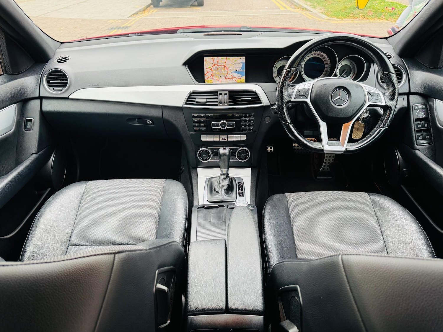 Used Mercedes-Benz C Class 2011 for sale - 76597427: Photo 10