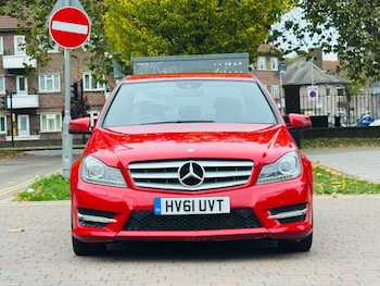 Used Mercedes-Benz C Class 2011 for sale - 76597427: Photo